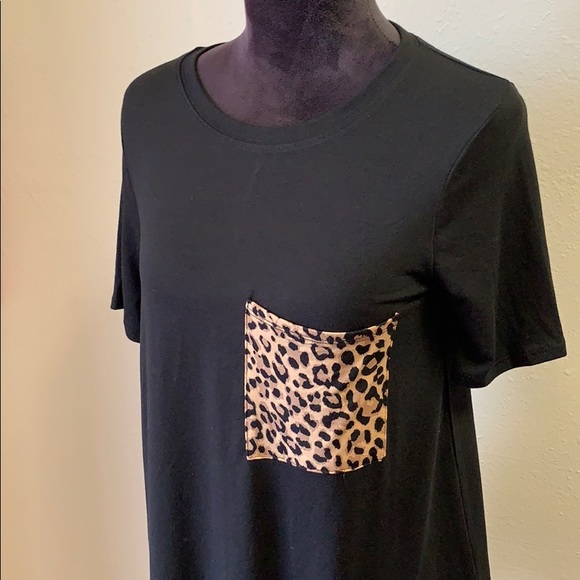 Zenana Cheetah Pocket Tee - Picture 2 of 4